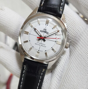 Vintage 1975 Roamer Manual Mens Silver Watch W/Leather Strap & White accents